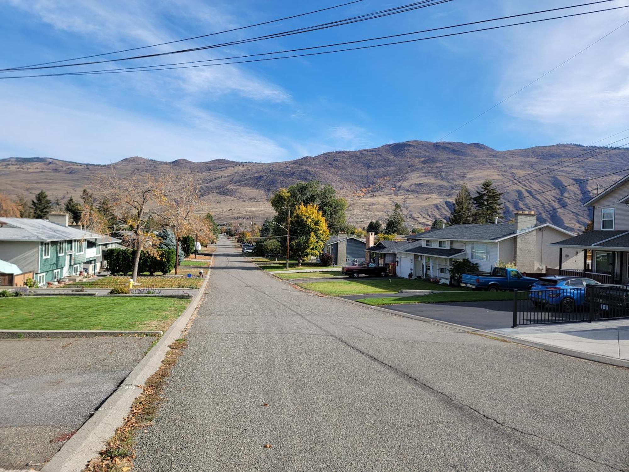 Charming - 2 Bedrooms Suite, 1 Full Bath & Family Room Kamloops Eksteriør bilde