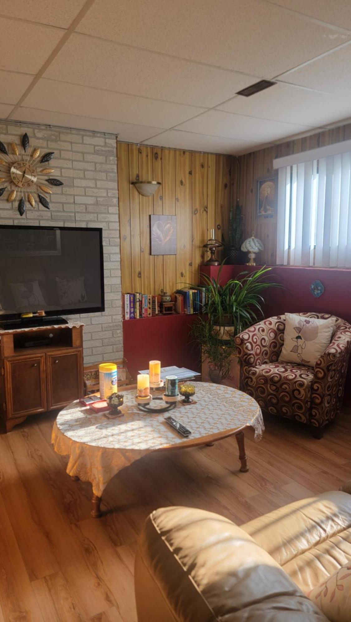 Charming - 2 Bedrooms Suite, 1 Full Bath & Family Room Kamloops Eksteriør bilde